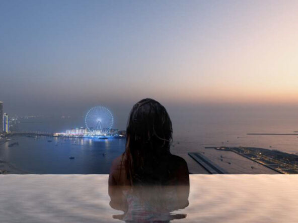 infinity pool at marina dubai