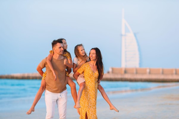 family-is-enjoying-at-dubai-Jumeirah-beach