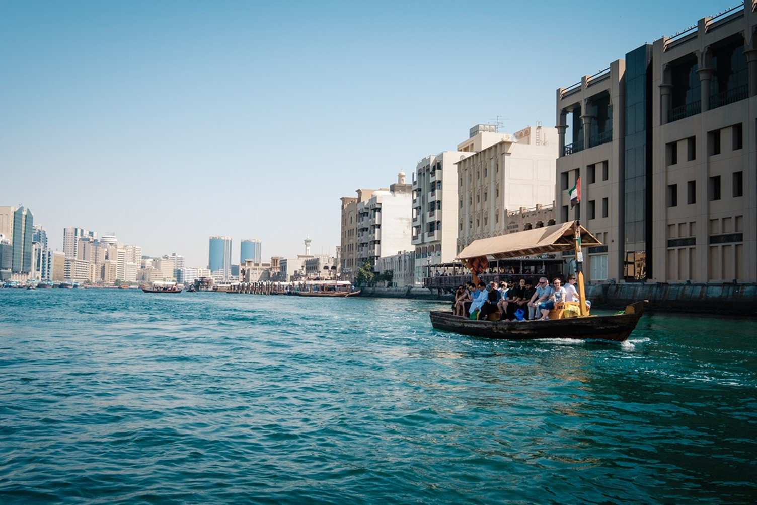 boat taking visitors to the deira al rigga